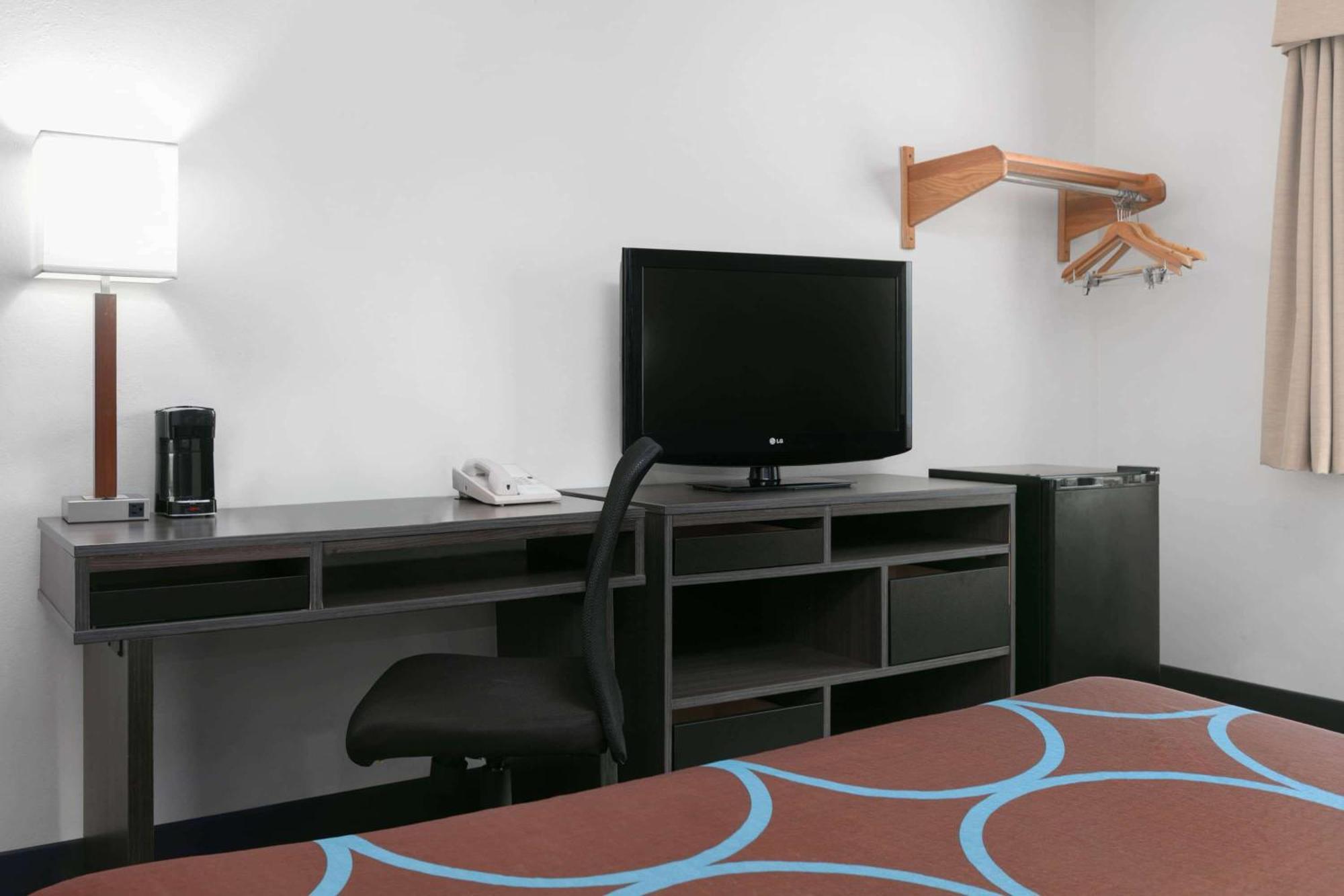 Hotel Super 8 By Wyndham Grapevine/Dfw Airport Northwest Extérieur photo