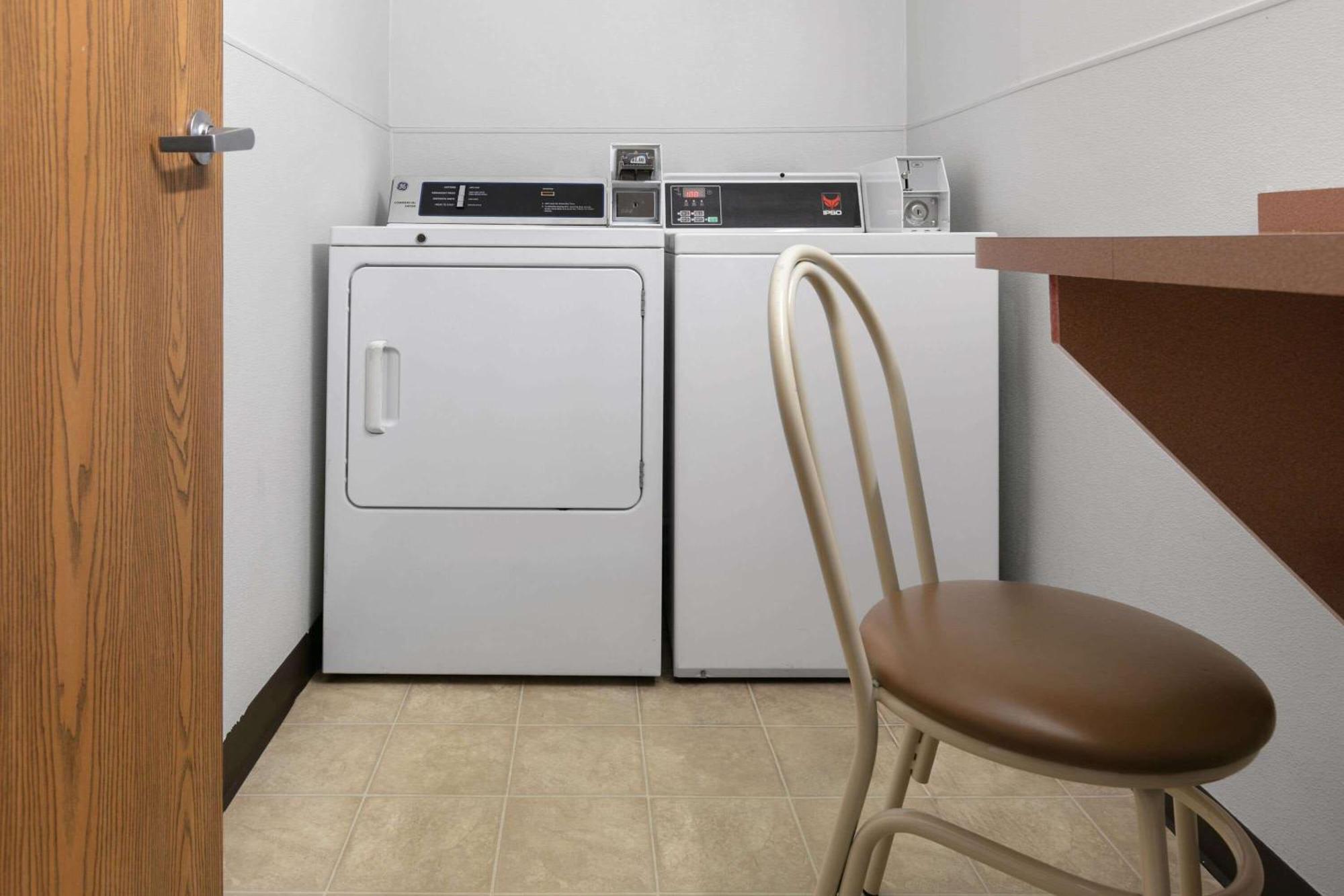 Hotel Super 8 By Wyndham Grapevine/Dfw Airport Northwest Extérieur photo