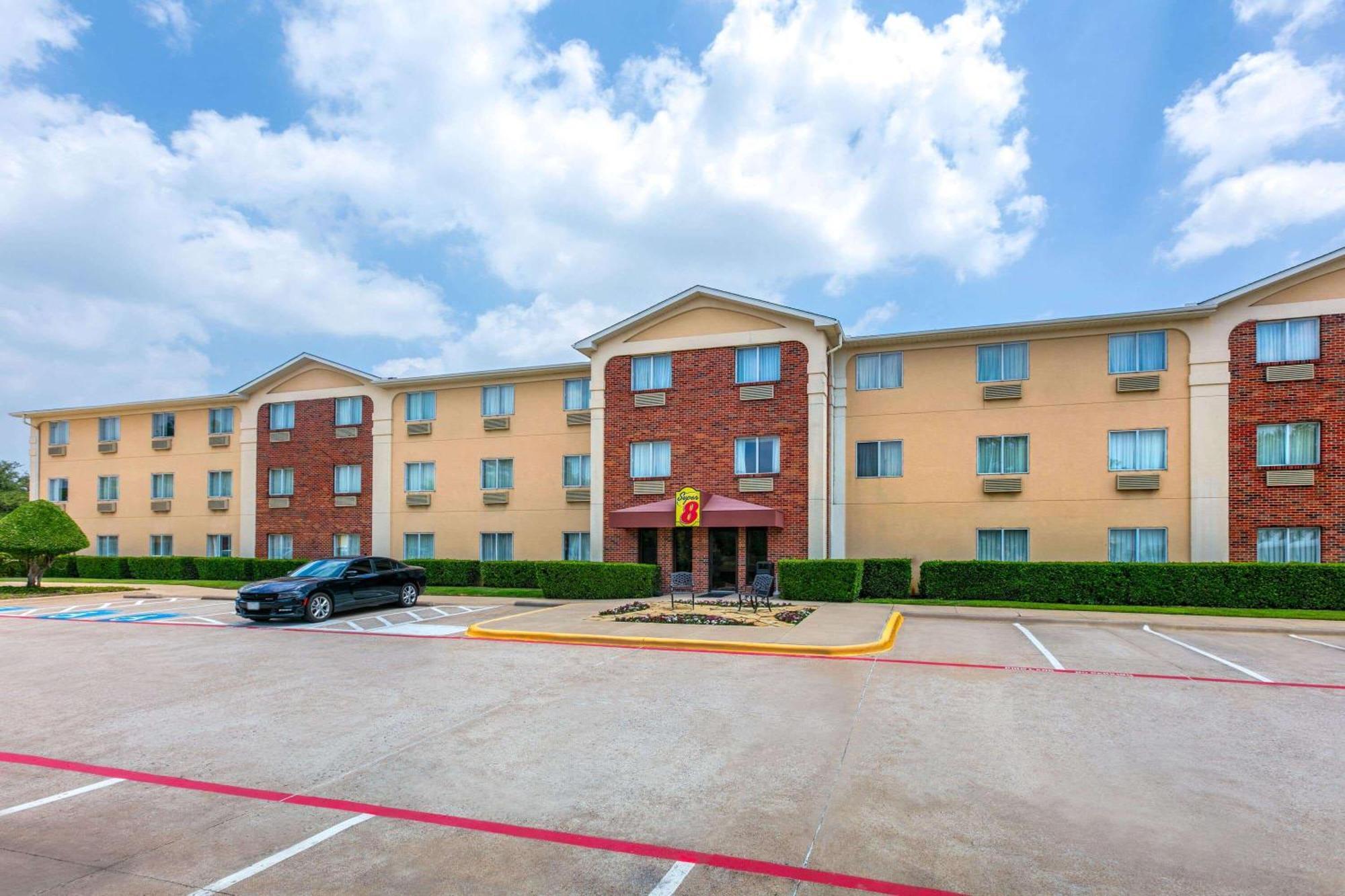 Hotel Super 8 By Wyndham Grapevine/Dfw Airport Northwest Extérieur photo